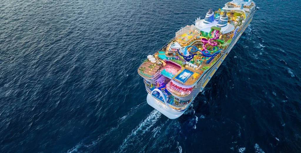 Legend of the Seas-1