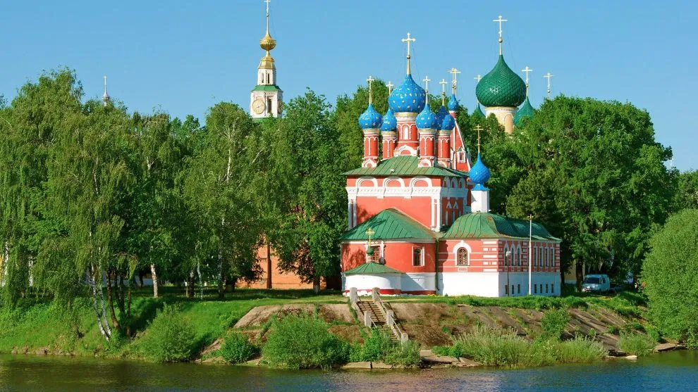 Aleksandra ile Volga Nehrinde Beyaz Geceler (Uçaklı Paket)-4