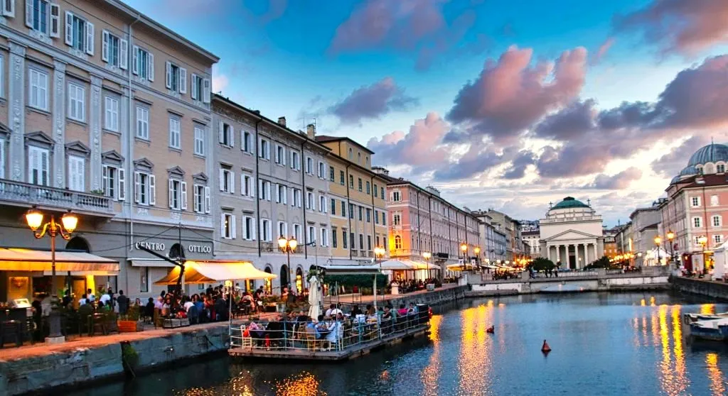 Queen Victoria ile Dalmaçya Kıyıları (Uçaklı Paket)-6