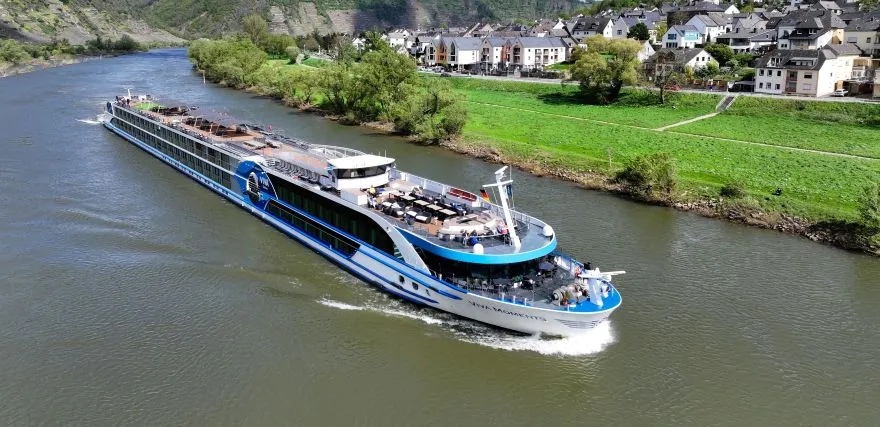 Viva Moments ile Tuna Nehri (Uçaklı Paket)-1