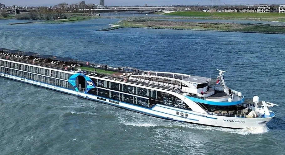 Viva Enjoy ile Bayram'da Tuna Nehri (Uçaklı Paket)-1