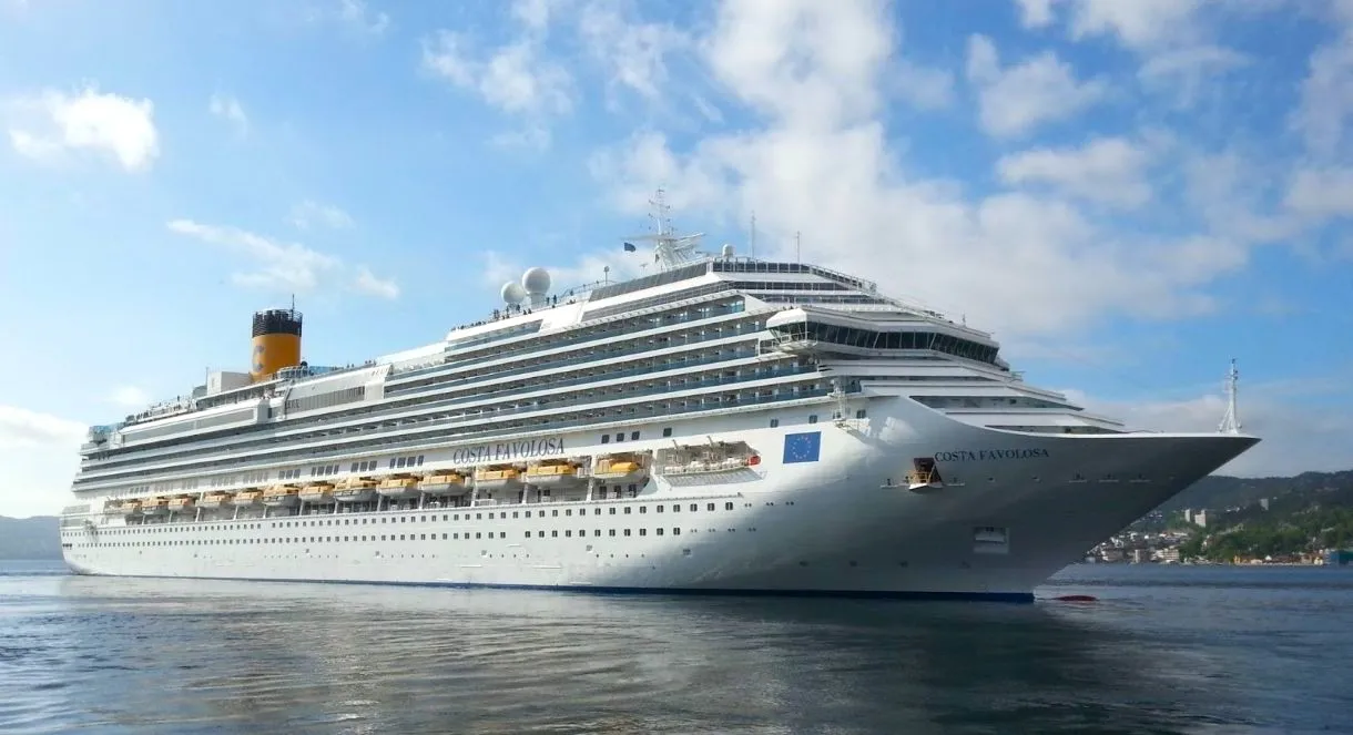 Costa Favolosa ile İzmir'den Norveç Fiyortları (Uçaklı Paket)-1